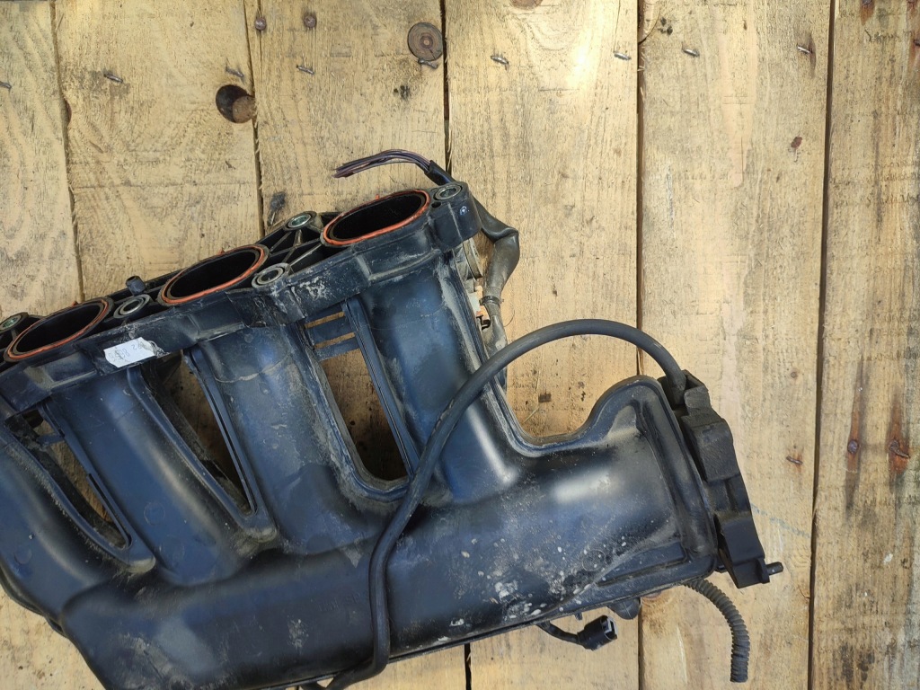 Колектор впускний  mercedes w204 1.8 a2711400601 Київ