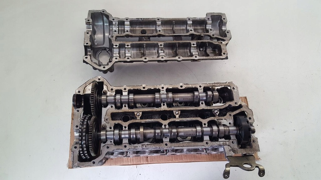 фото №16, Головка двигуна права mercedes w251 3,0 cdi
