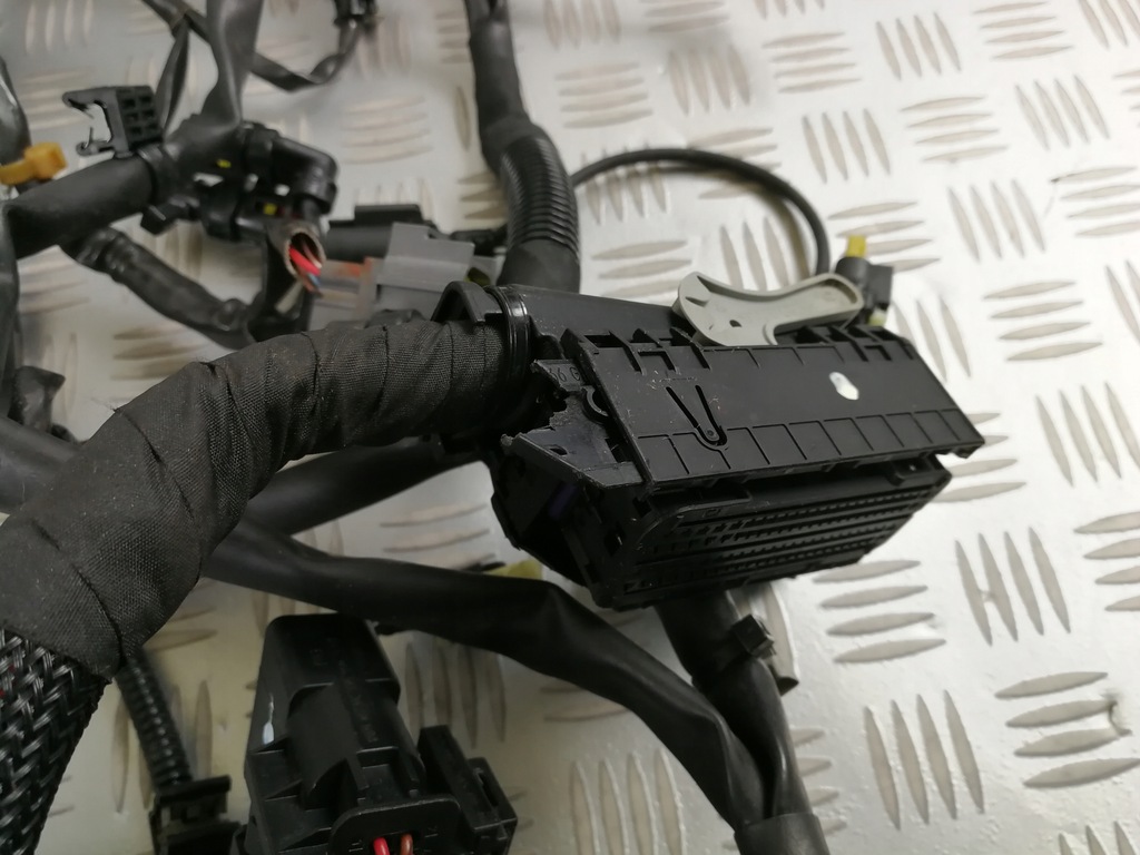 фото №9, Электропроводка жгут двигателя infiniti q50 2,0 turbo b