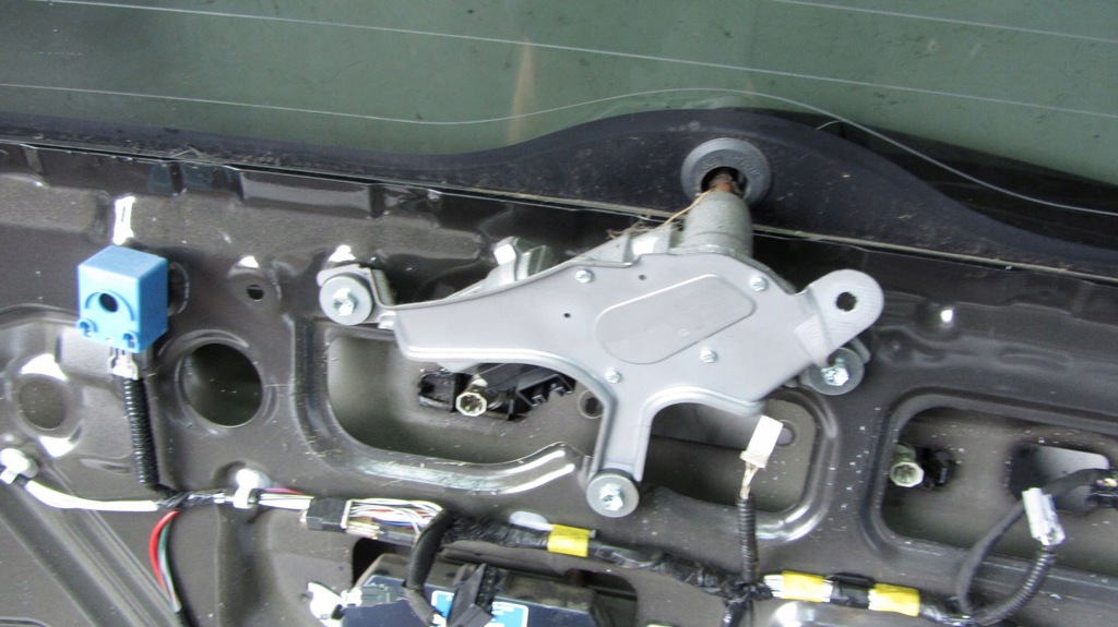 фото №10, Toyota rav-4 iv крышка багажника багажника 4u5 12-