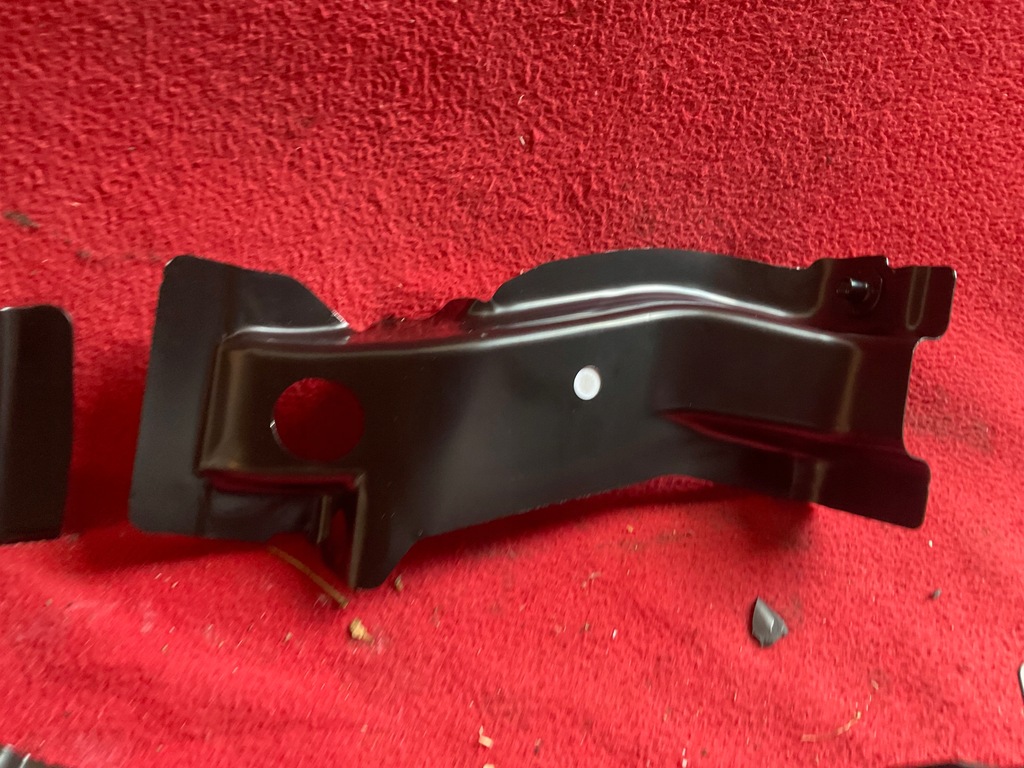 фото №11, Porsche macan 95b комплект кріплення фара лівий перед