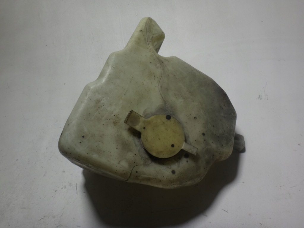 Купить Бачок жидкость омывателя 5l bmw e36