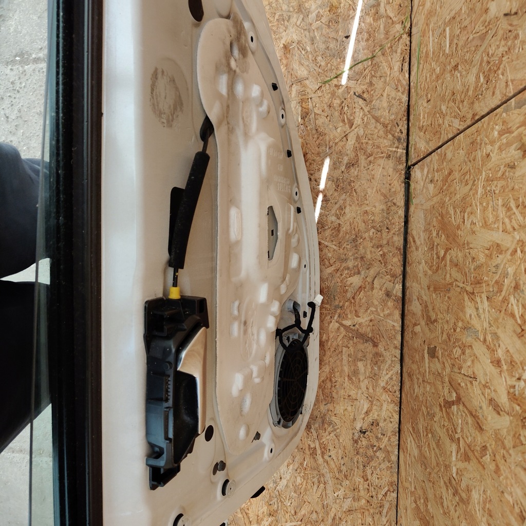 фото №11, Дверь задние задняя правое peugeot 308 t9 ii sw kombi