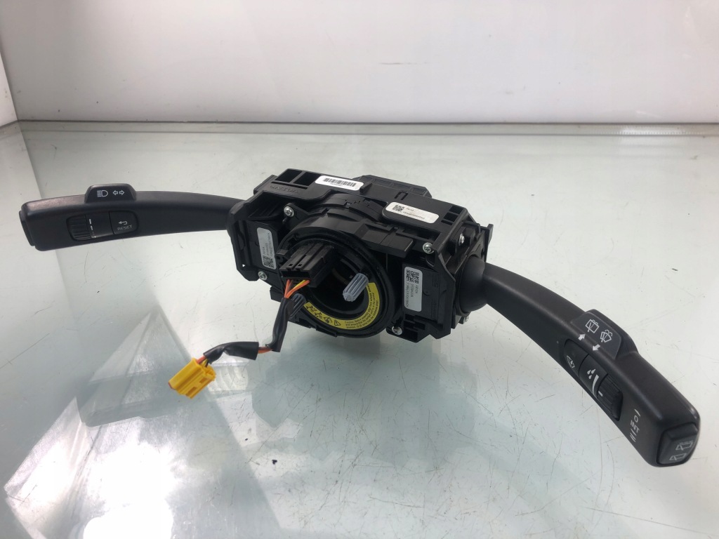 фото №1, Перемикач комбінований volvo v40 ii 31343022