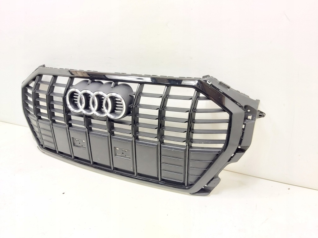фото №3, Audi оригинальный номер 83a853651e решётка радиатора решётка радиатора