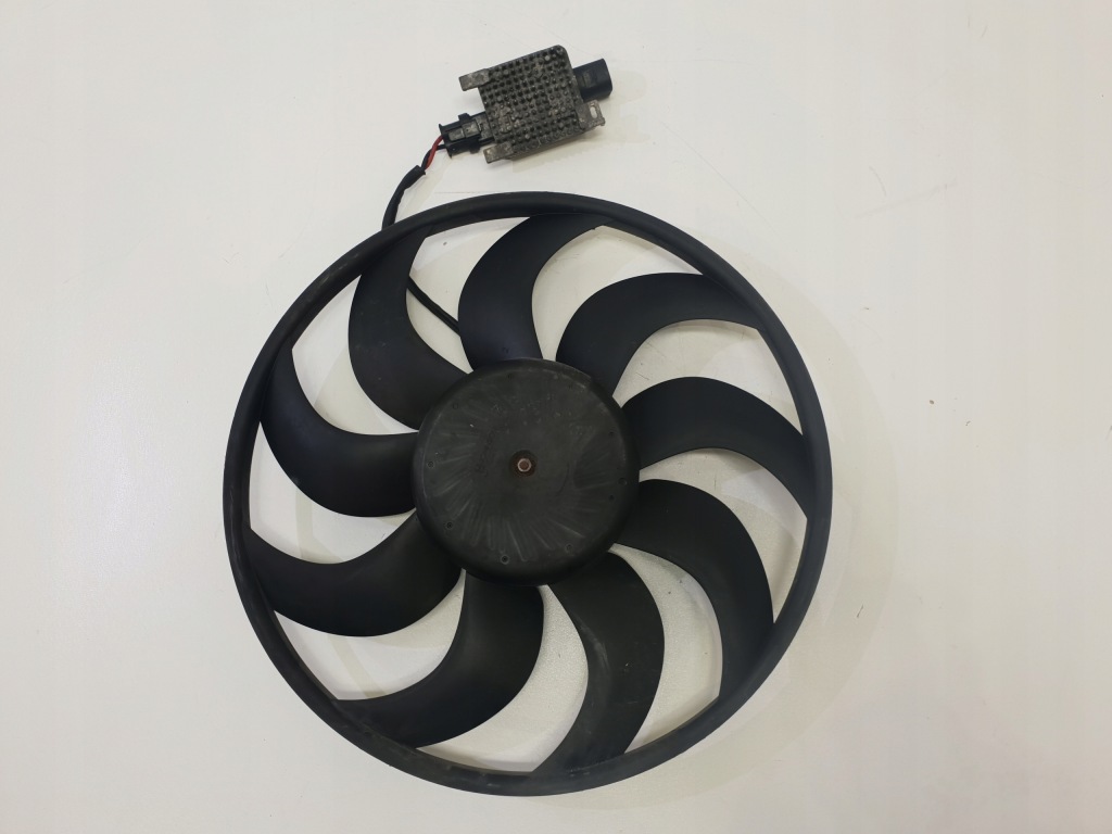 фото №1, Bmw f20 f30 вентилятор радиатора 7608408