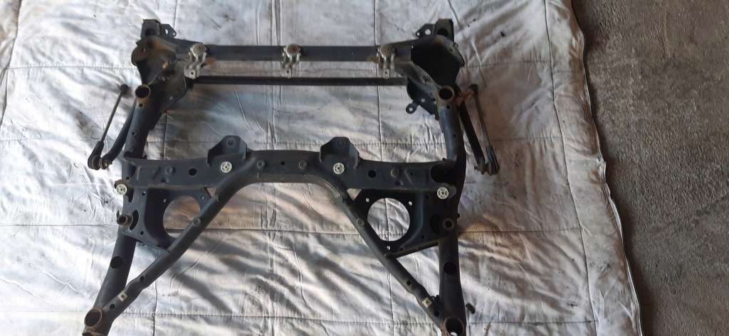 фото №1, Підрамник підрамник передній bmw f20 f30