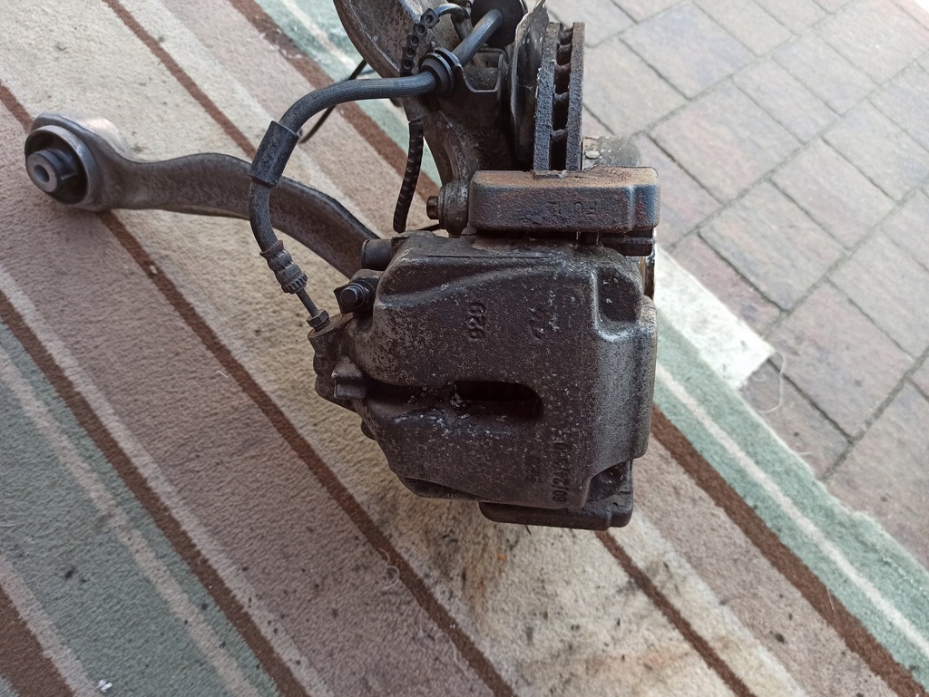 фото №5, Поворотный кулак рычаги правая перед bmw f10 f11 520d 16r