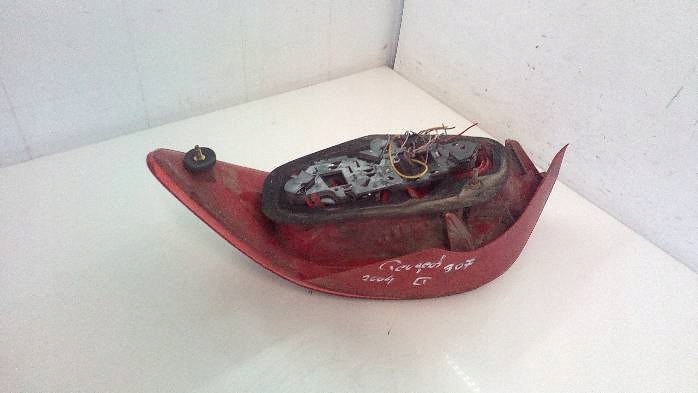 фото №6, Лампа левая задняя peugeot 307