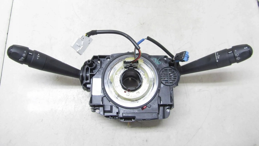 фото №1, Citroen c4 cactus переключатель комбинированный 98046100zd