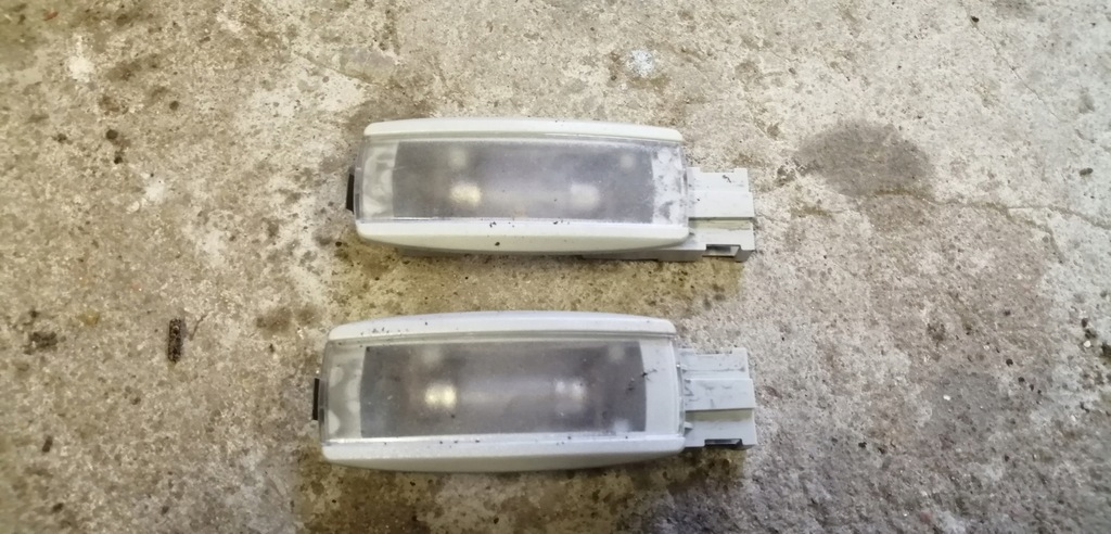 фото №1, Seat leon iii 12- лампа салону 1k0947109