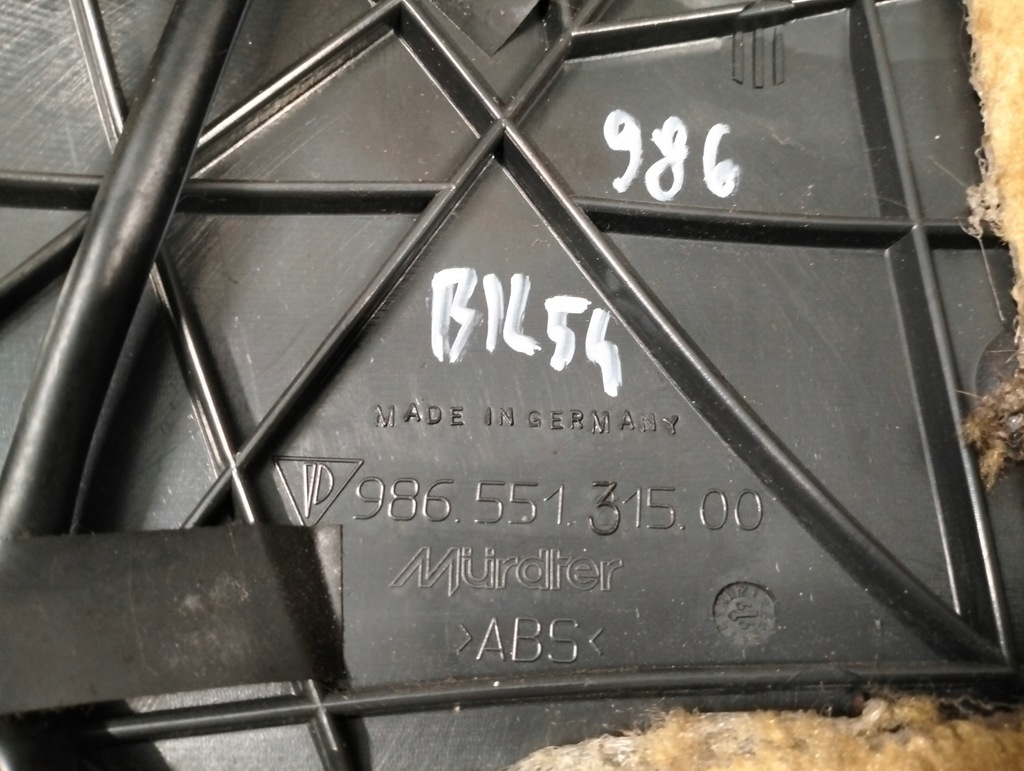 фото №8, Оббивка захист стійка лівий задня porsche boxster 986 98655131500