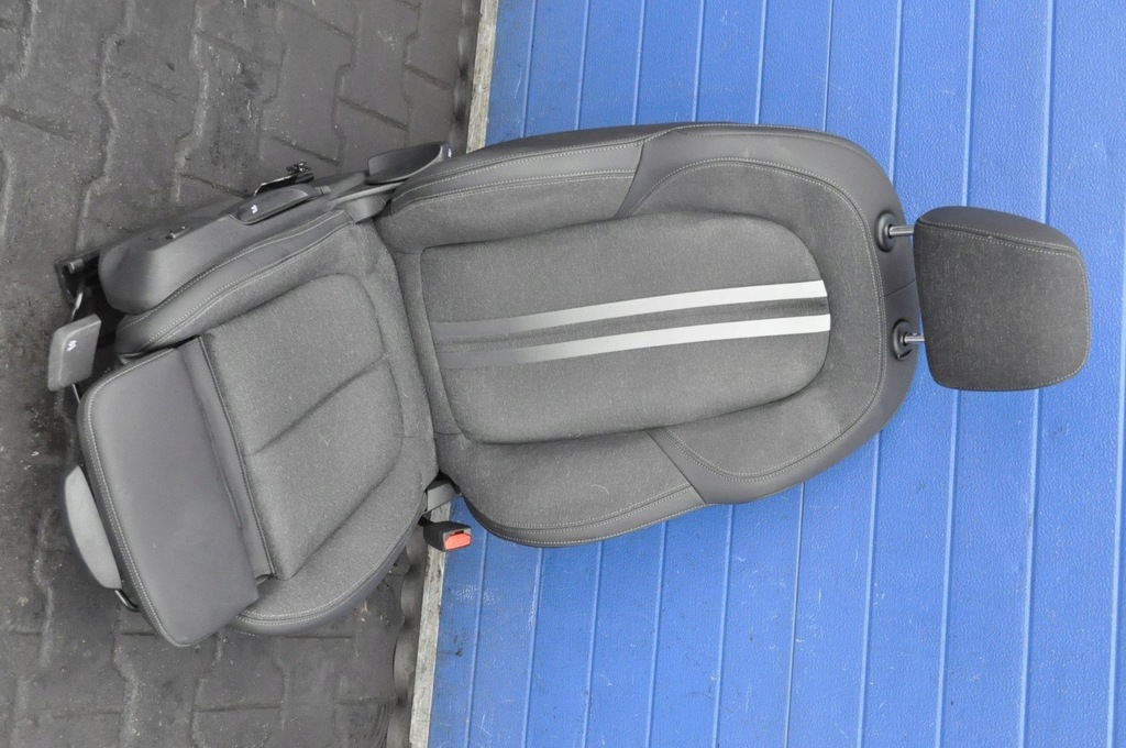 фото №13, Bmw f44 gran coupe сиденья заднее сиденье обшивки 2021r uk