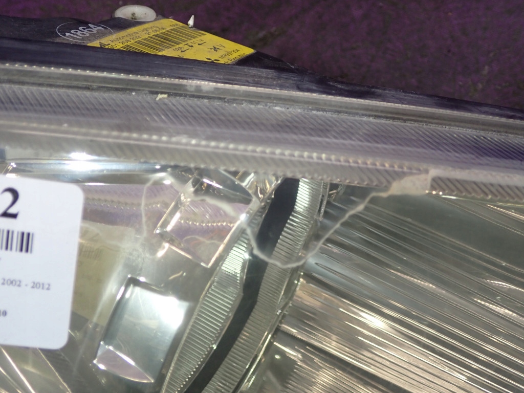 фото №8, Mitsubishi colt vi z30 02-08 лампа перед права фара правий 0301208202