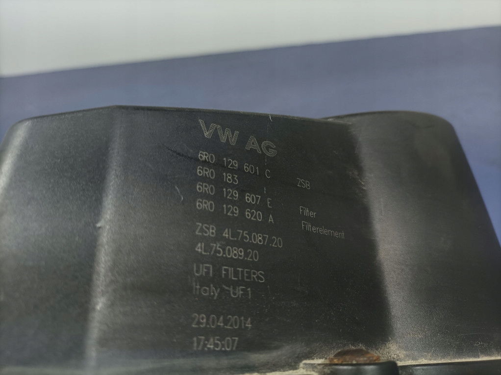 фото №6, Fabia ii 5j lift 1.6 tdi корпус фильтра воздуха расходомер 6r0129601c