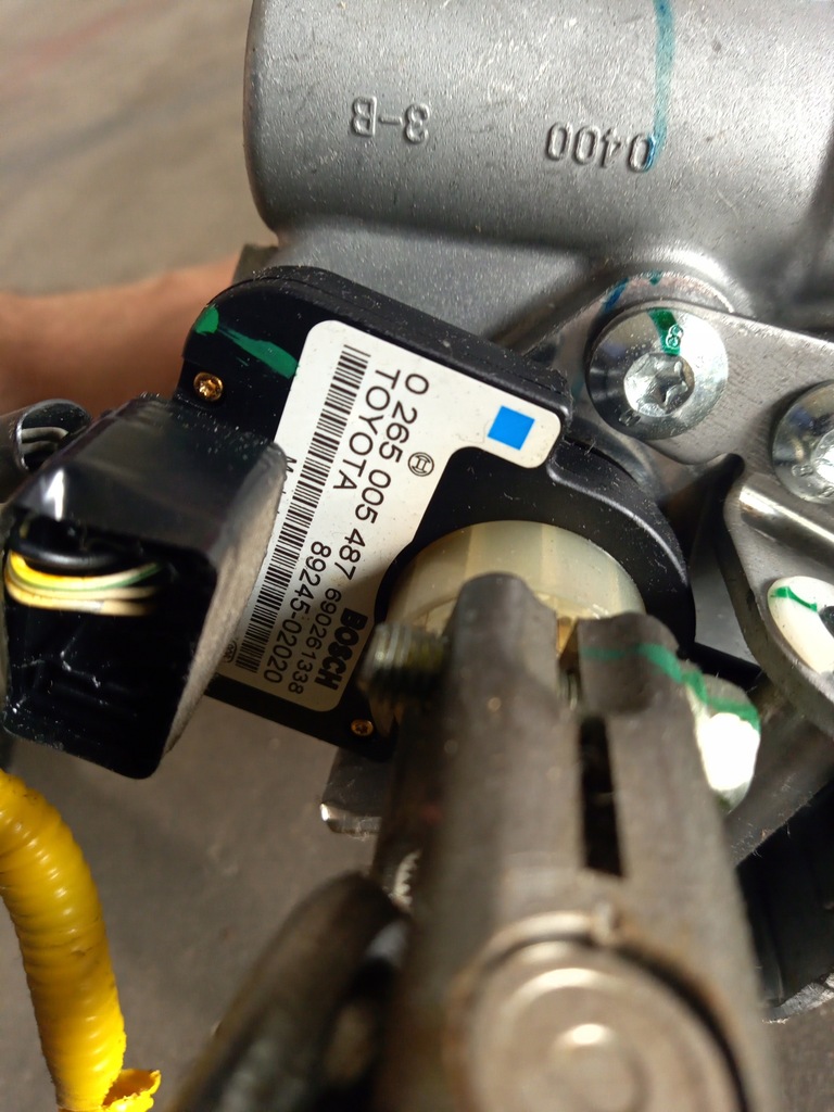 фото №8, Колонка підсилювача toyota avensis t25 6900001144 4520005472 601144 0024471