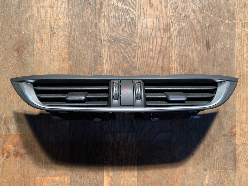 фото №1, Alfa romeo stelvio решітка обдув середня