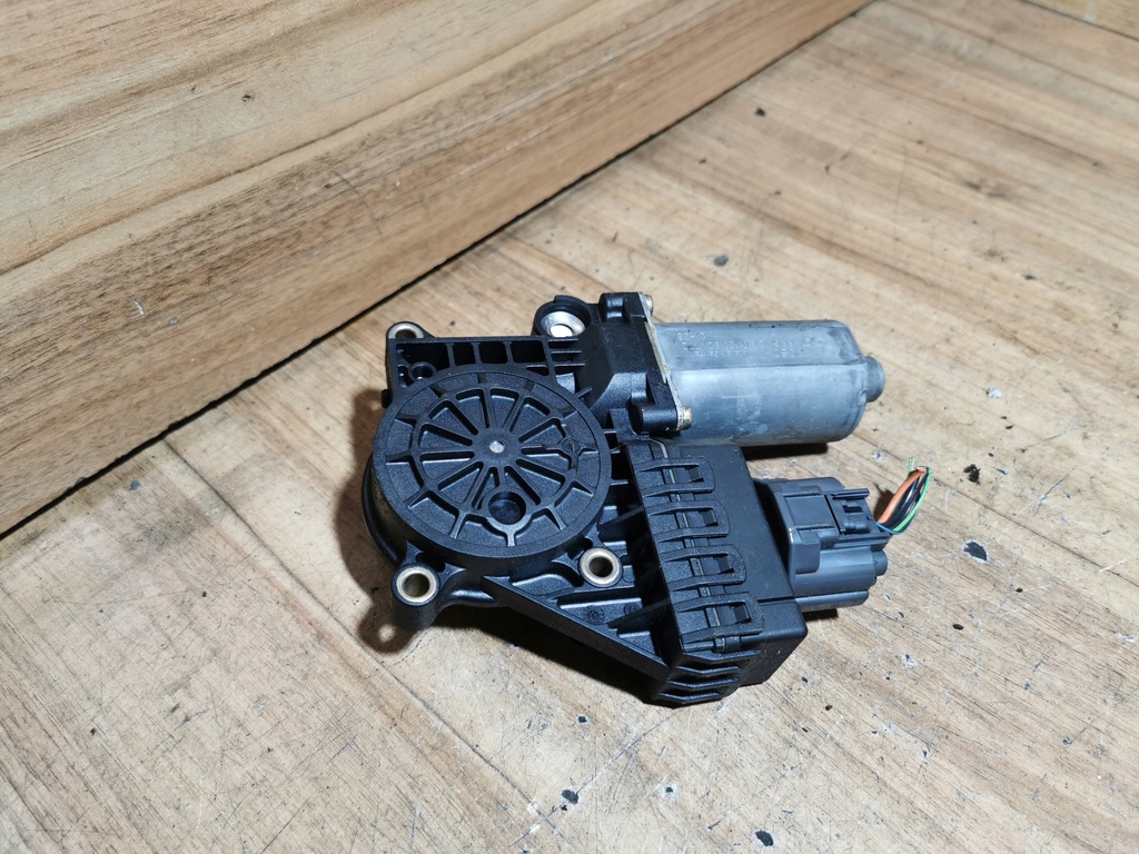 фото №1, Моторчик стекло правый задняя mondeo mk3