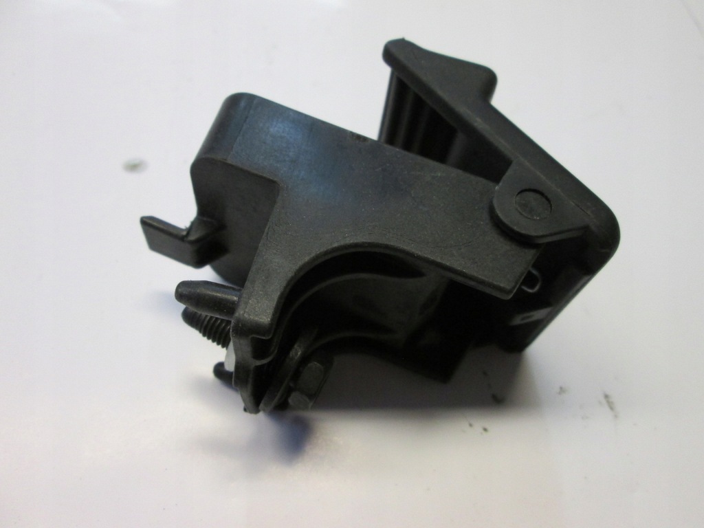 фото №4, Ford explorer 11- ручка открывания капот перед