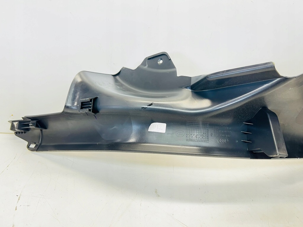 Молдинг накладка накладка порог правая  задний audi a3 8v sprotback 8v4867768b Недорого