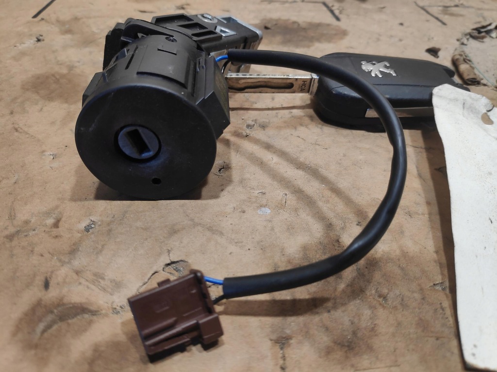 фото №8, Замок запалювання ключ peugeot 208 9663123380