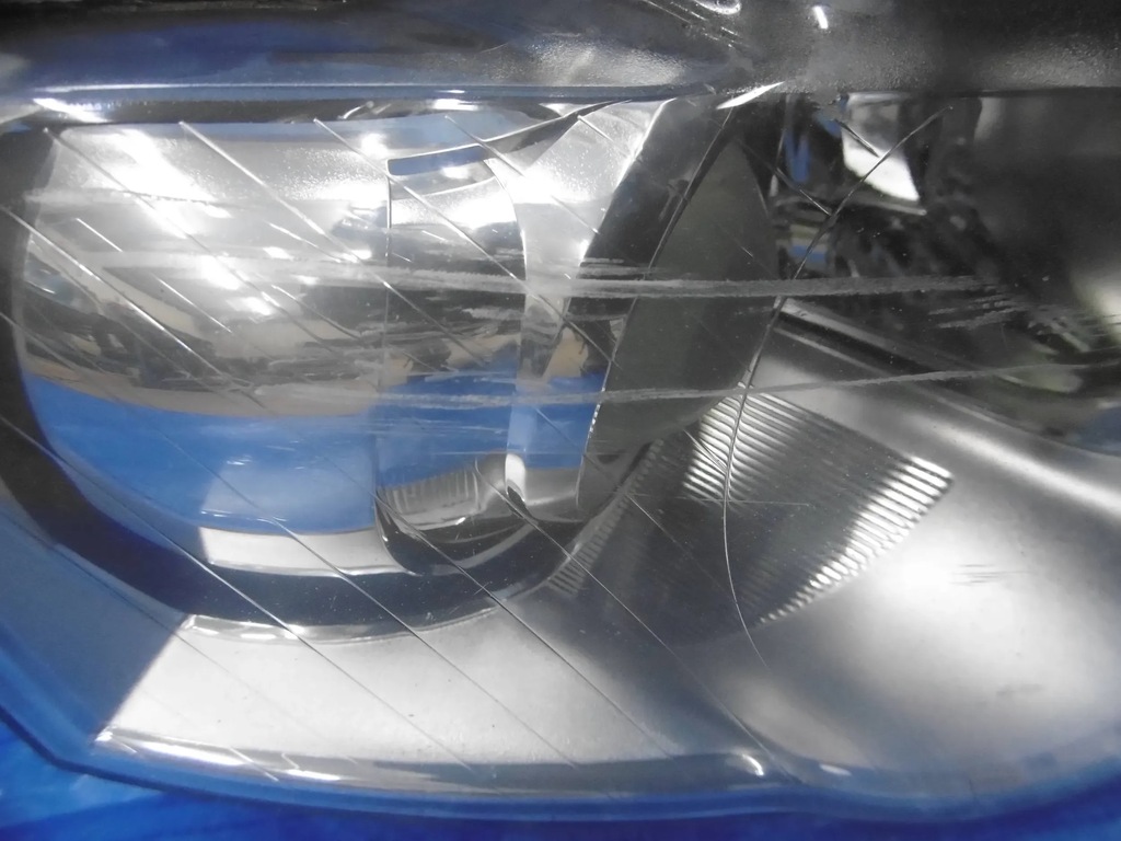 фото №7, Фара лампа ксенон правый перед vw passat b6 05-10 3c0941752g