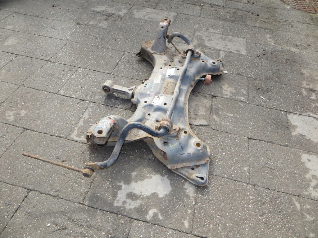 Kia ceed ii подрамник подрамник перед 06- в Украине