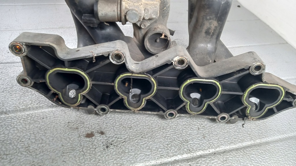 фото №6, Коллектор всасывающий ford focus 1.8b 98r hb