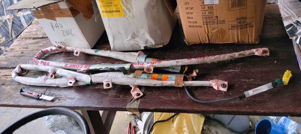 фото №1, Шторка безопасности правая левая subaru outback iii