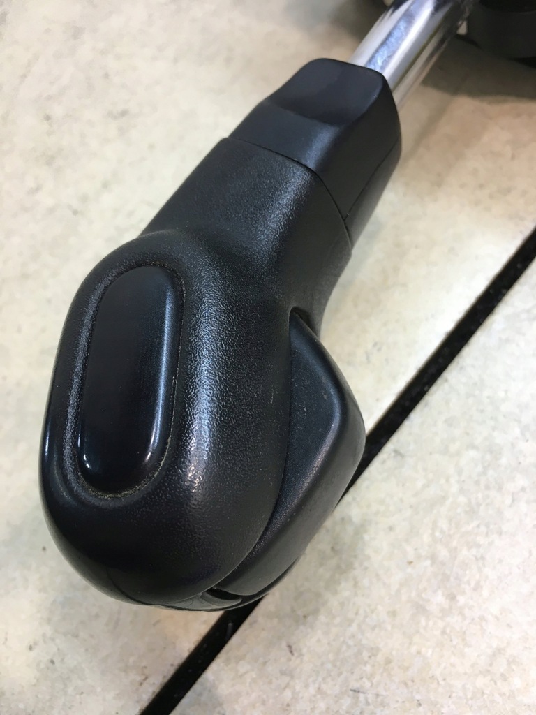 фото №12, Выборщик передач автоматическая коробка передач discovery iii ucb500072