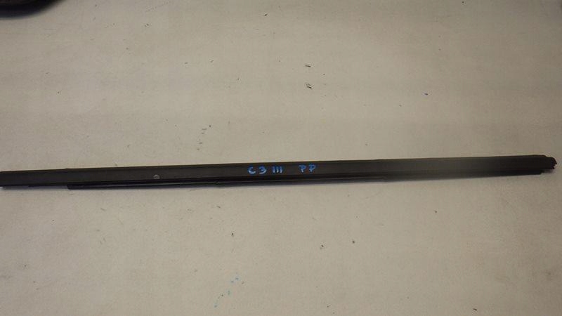 фото №1, Молдинг ущільнювач правий перед citroen c3 iii