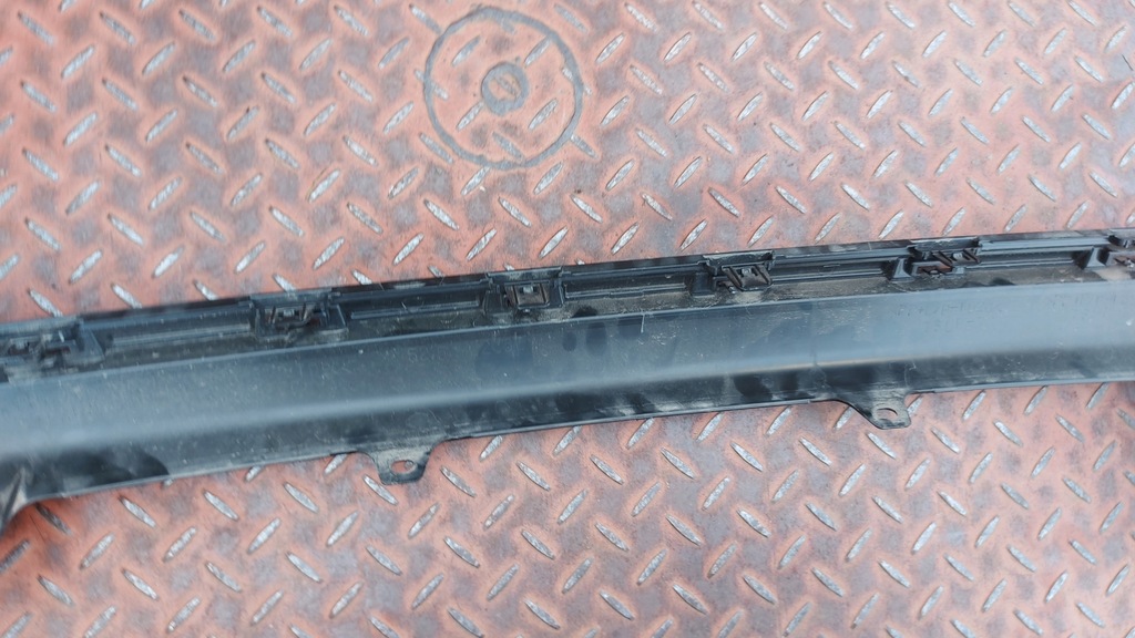 фото №11, Спойлер накладка бампера задняя toyota auris ii hb