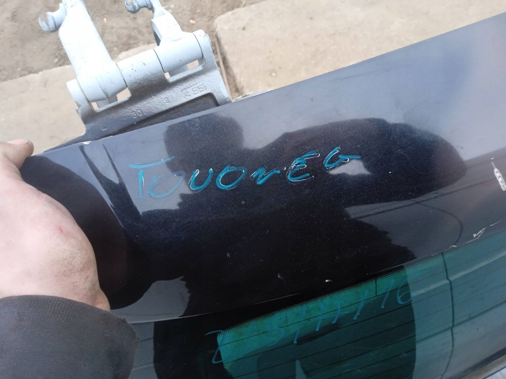 Крышка багажника багажника задний vw touareg 1 стекло с Разборки