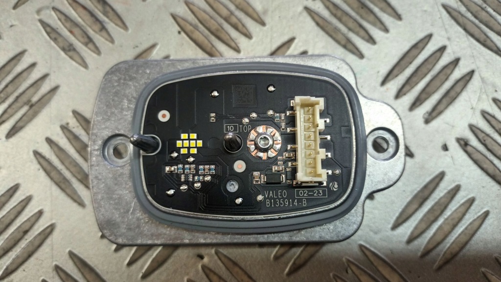 Купити Модуль led ford kuga 3 19- штекер 8 pin