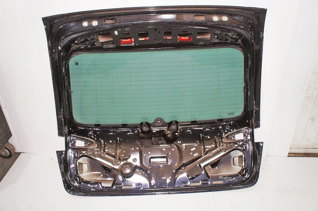 фото №10, Tp256 skoda scala ^ кришка багажника багажника black скло 20r