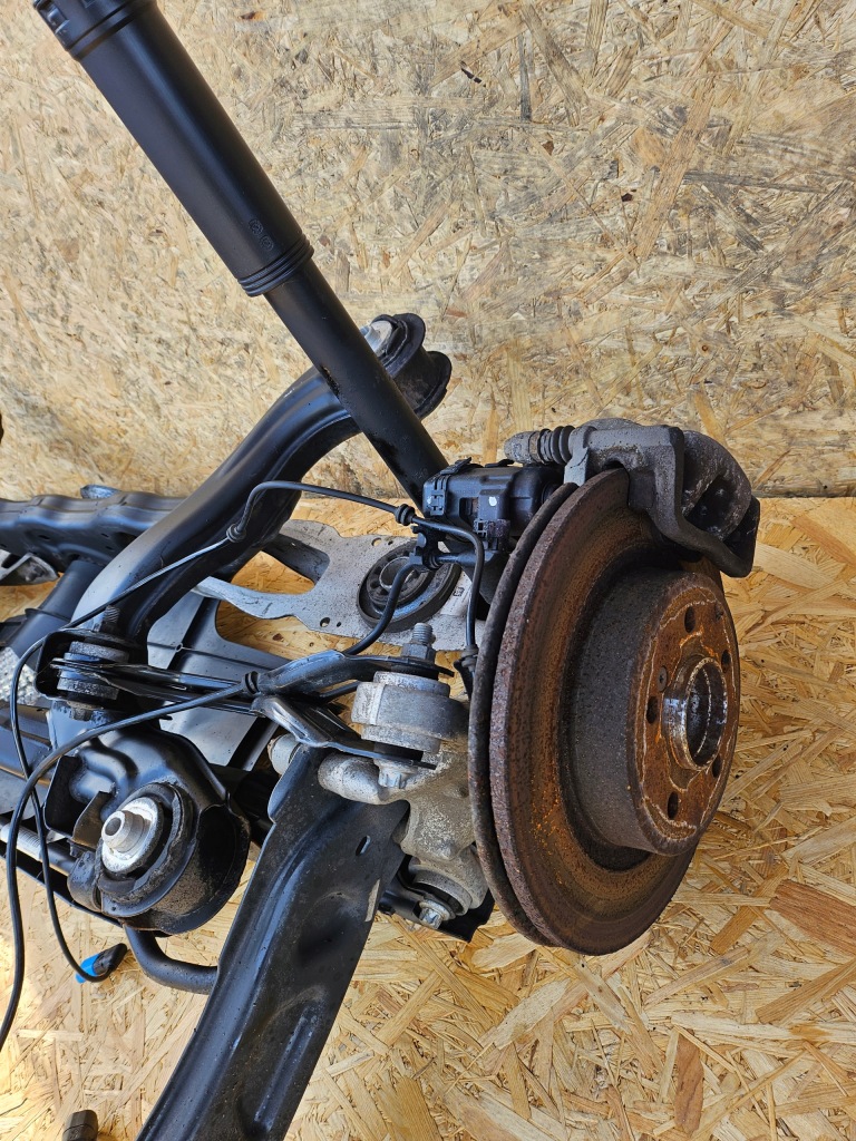 фото №9, Подвеска задние поворотный кулак подрамник mercedes w117 cla w246 w176