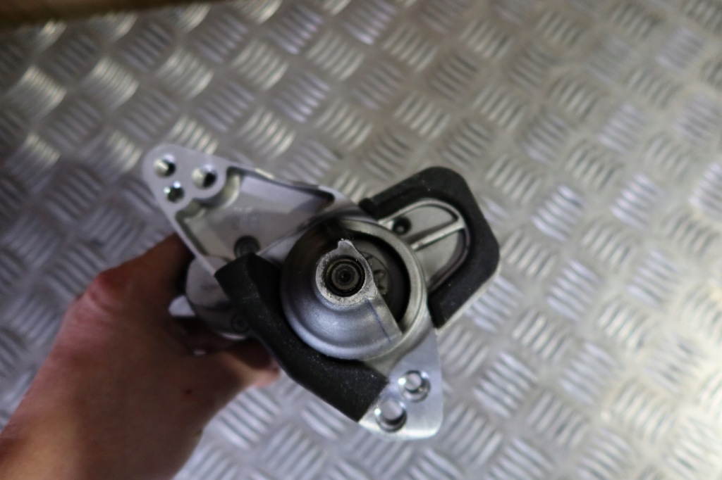 Стартер renault 1.0 tce 233005933r Оригінал