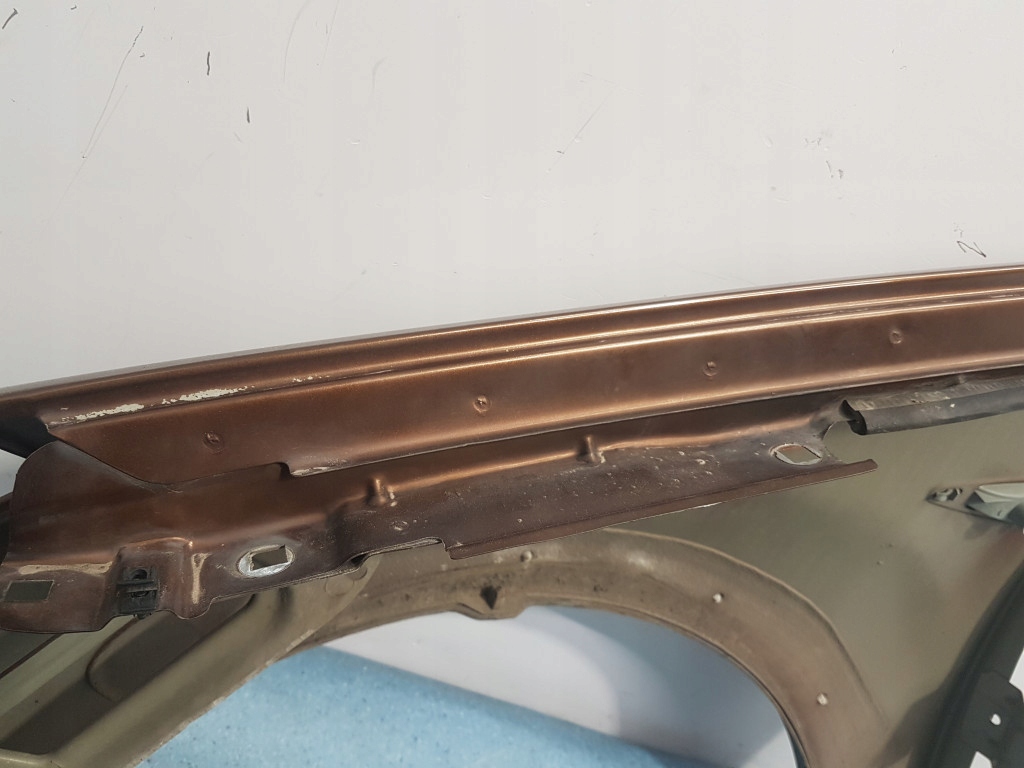 фото №8, Dacia sandero i крила перед правий tecna