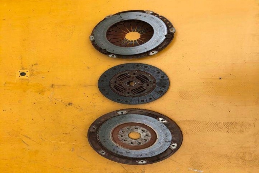 фото №5, Комплект зчеплення saab 9-3 ys3d r90502914 2.17l дизель 85kw 2000