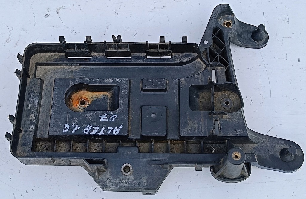 фото №1, Seat altea xl 07 r 1.6 mpi основание аккумулятор