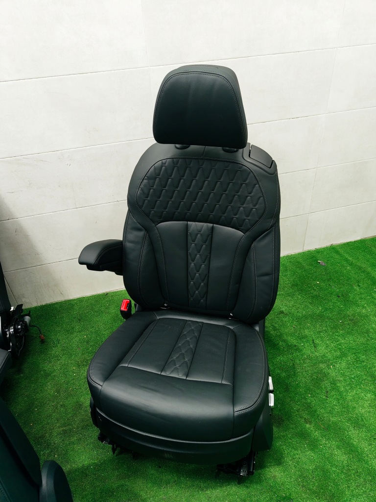 фото №7, Bmw x7 g07 lci середина обивка сиденья заднее сиденье обшивки туннель кожа