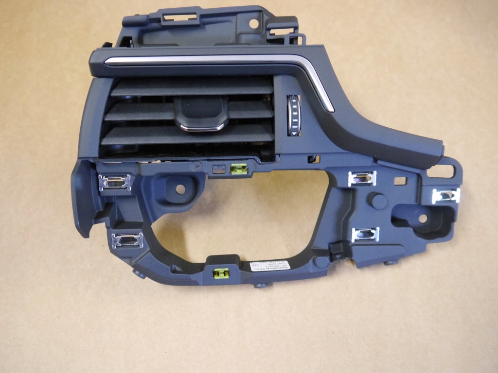 фото №1, Audi a4 a5 8w решётка обдув 8w1820901c