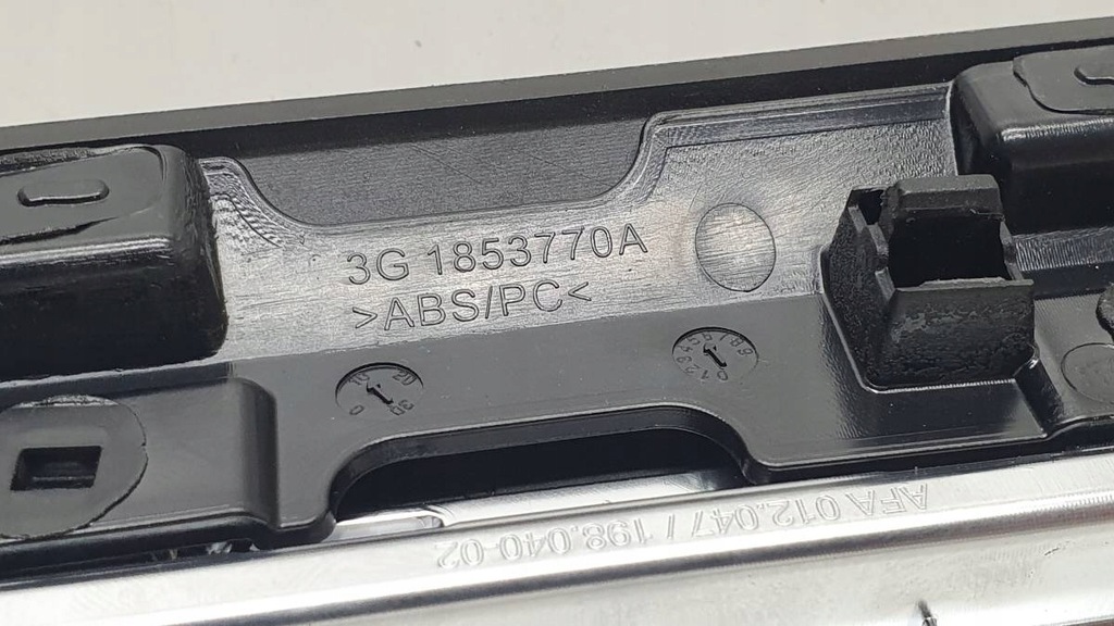 фото №9, Молдинг dekor панель приладів панелі vw arteon 3g1853770a