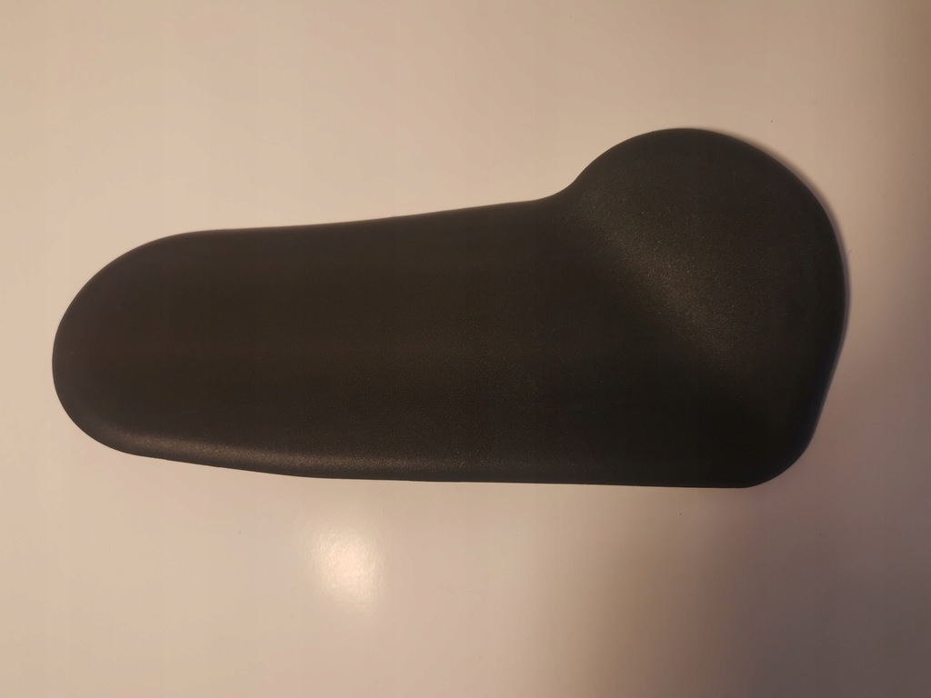 фото №1, Накладка audi a4 8e0823746