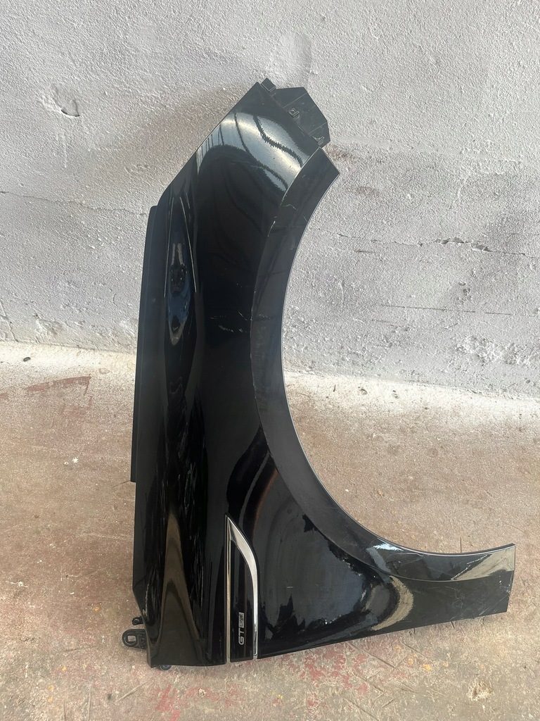 фото №1, Крила правий перед передній renault megane iv gt-line