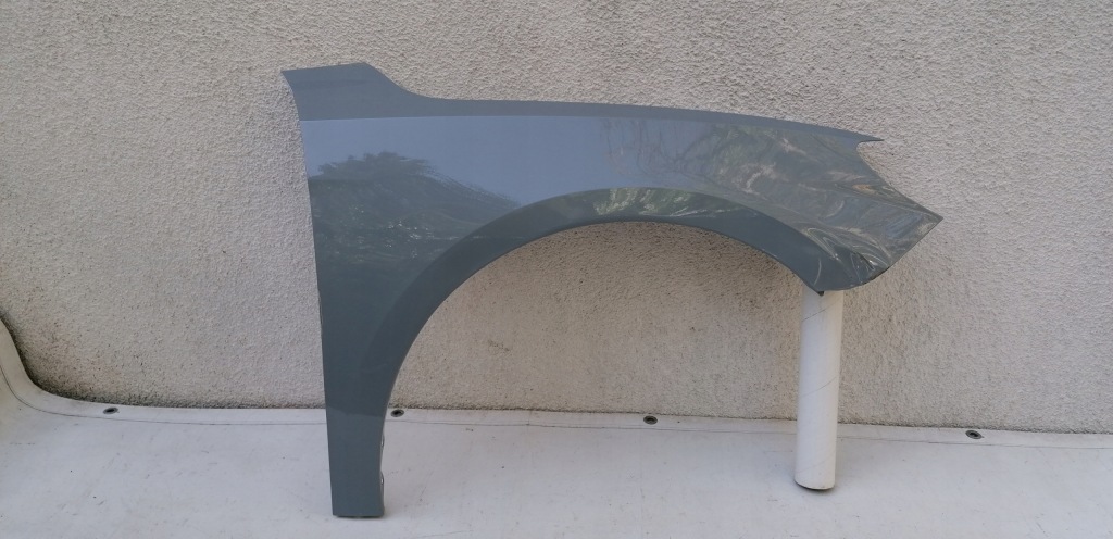 Купить Audi a1 2 82a крыло  правый  перед передний 18r.-