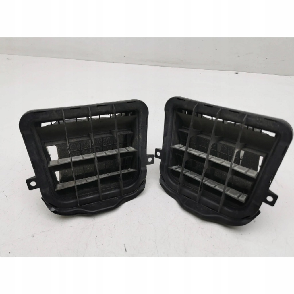 фото №5, Audi a7 s7 4g 2012 решітка вентиляційна pod бампером заднім