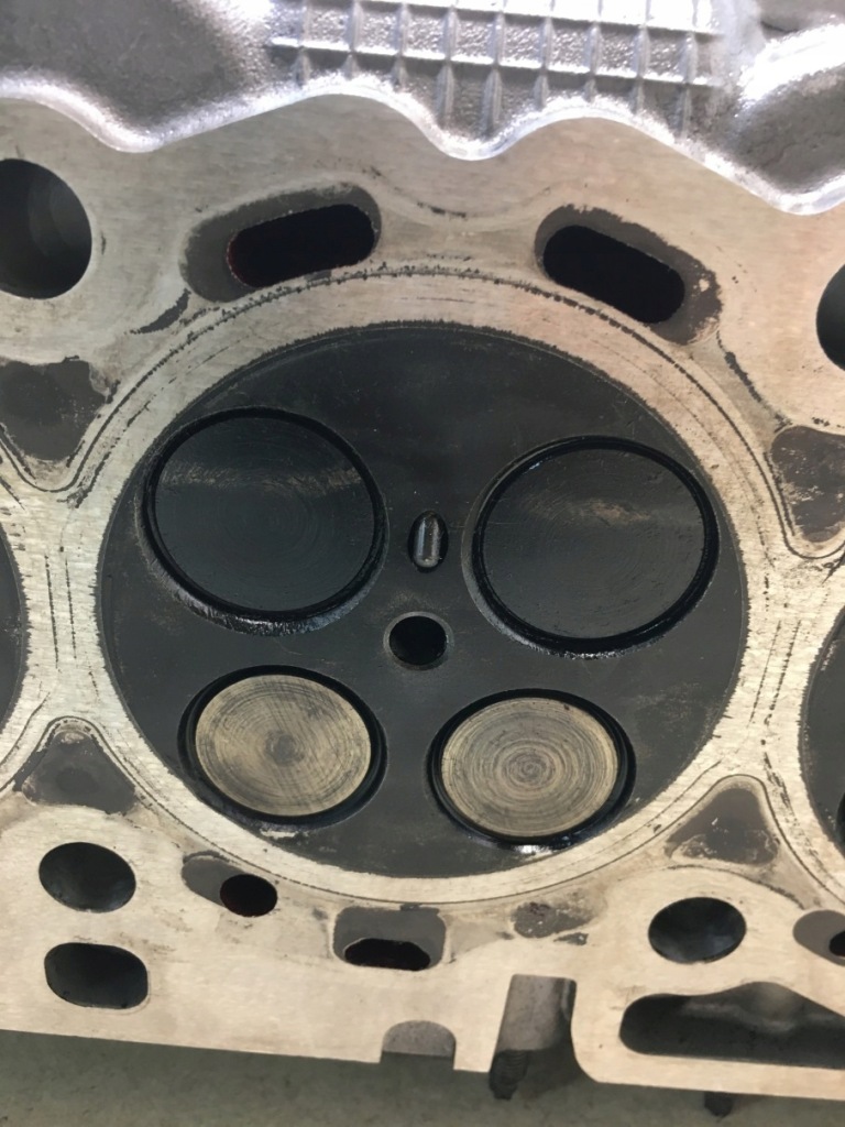 фото №12, Головка правая discovery iii 2.7 td v6 4r8q6090ah