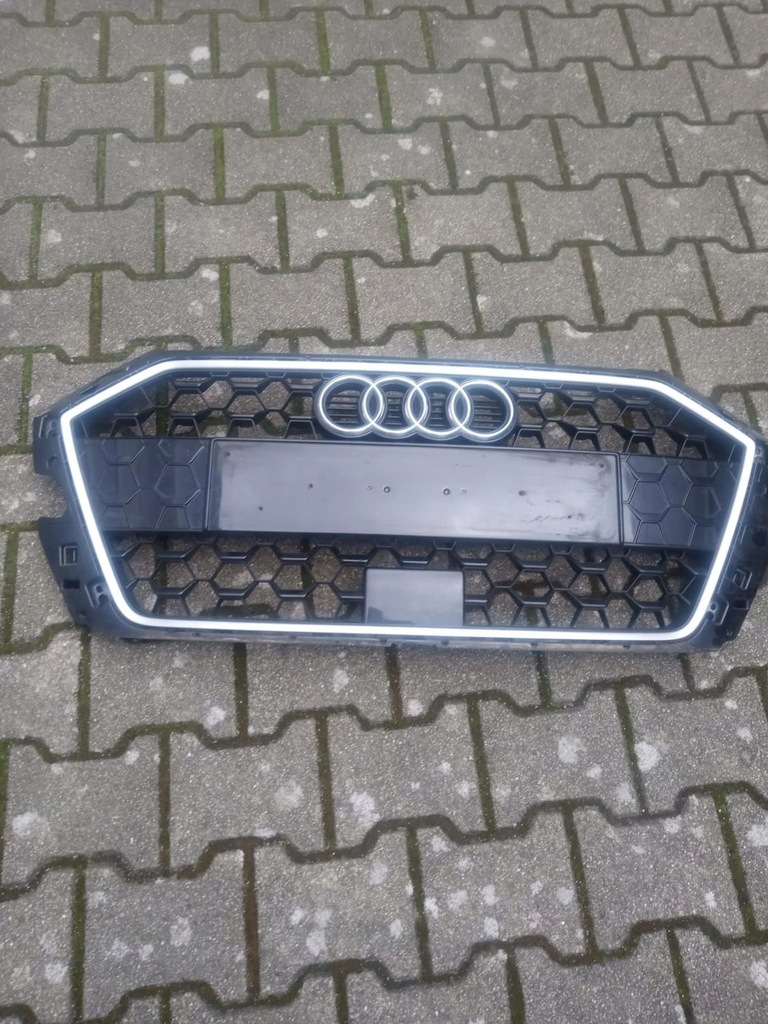 фото №2, Audi a1 2019-24 rok 82a853651b решётка радиатора решётка радиатора