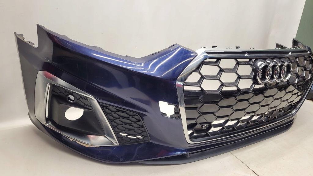 Audi a5 s-line рестайлінг  8w6 21r- бампер передній 8w6807437ab Недорого